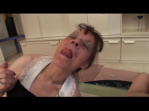 ❤️ Deux grands-mères et un grand-père font une partie à trois ❤️❌ Porno dur at us ☑