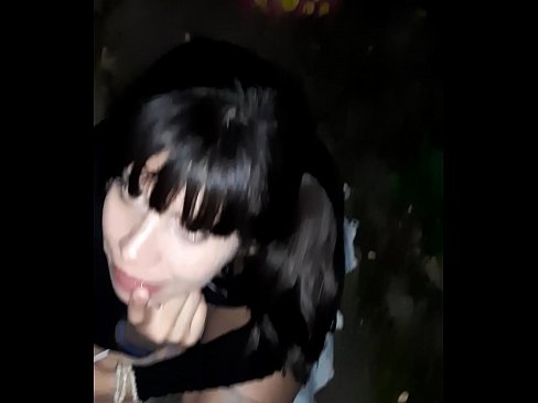 ❤️ Dans la rue, le pénis gonflé en échange de bonbons ❤️❌ Porno dur at us ☑
